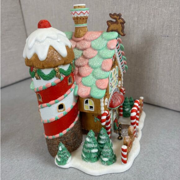 Department 56 North Pole Series – Ginny’s Cookie Treats Set (Set of 3) #56.56732 - Picture 3 of 8